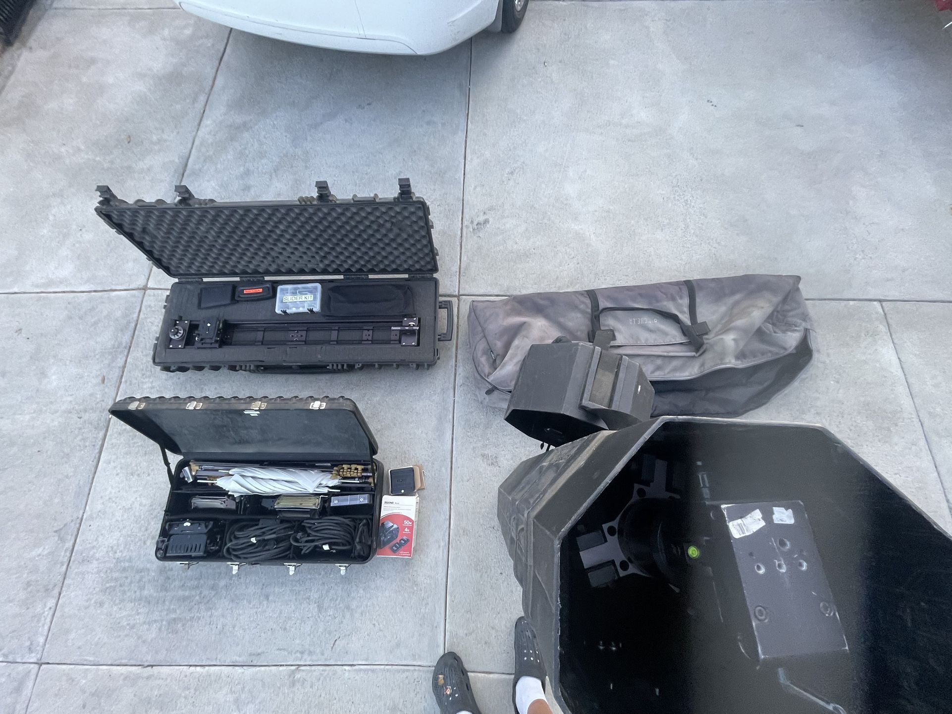 Camera video & audio equipment lot Tripod supports