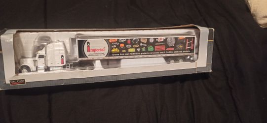 Die- Cast Metal 1:64 Collectable Scale Replica 