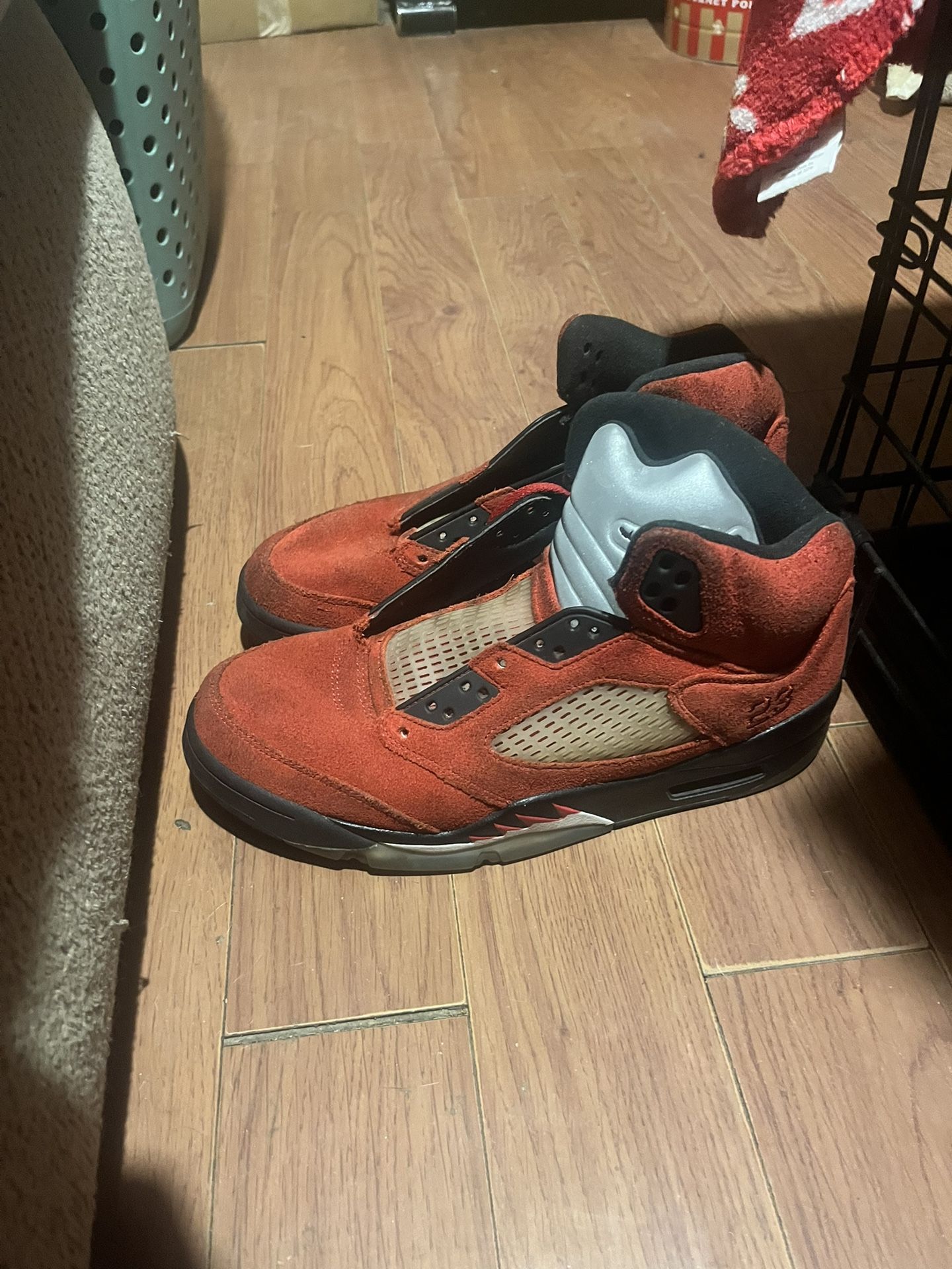 Jordan Retro 5s (Red Sued)