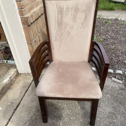 Dinner Table And 4 chairs