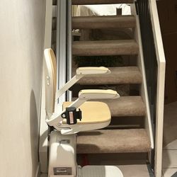 Acorn Stairlift 