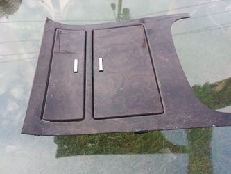 2007-2014 Cadillac Escalade Console  Cupholder - Used