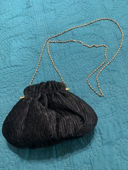 Vintage Classy Paris New York Evening Gold Chain Bag