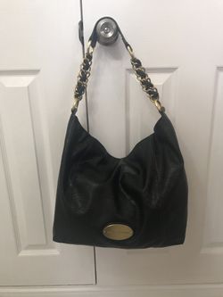 Nice purse Dana Buchman Good condition All leather