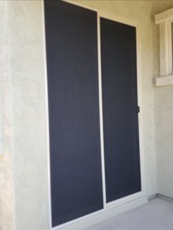 #127 LEVOLOR CELL SHADE DARK GREY ROOM DARKENING ,LIGHT FILTERING W23"×60"H INSIDE & OUTSIDE MOUNT. OPEN PROFILE TO VIEW MORE NEW BLINDS