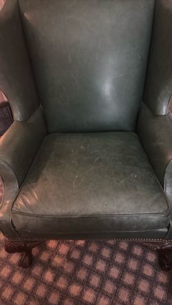 Wing chair