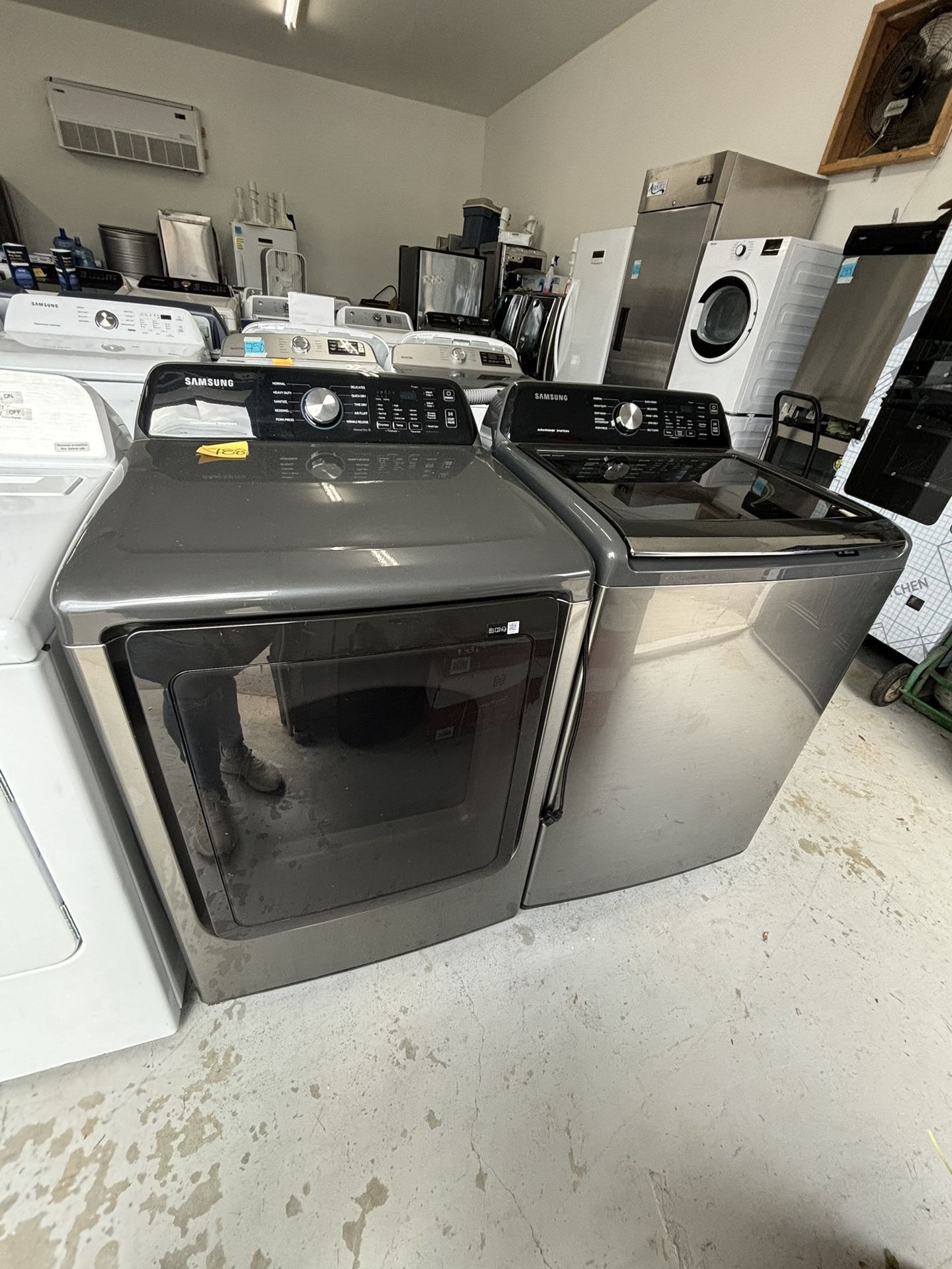 Black stainless Washer/ Dryer Set
