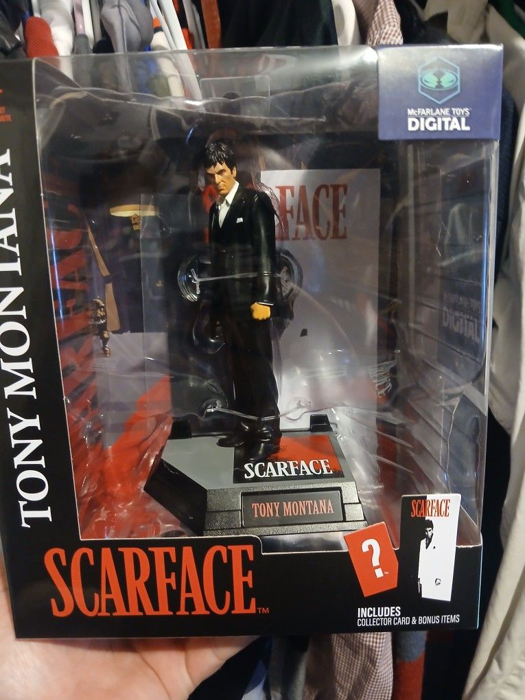 Tony Montana Figure