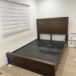 QUEEN BED FRAME