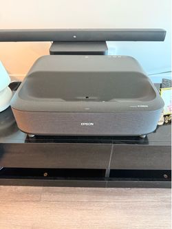 Epson 4k Laser Projector, Short Throw
