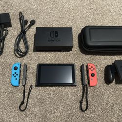 Nintendo Switch (1st Gen) Bundle