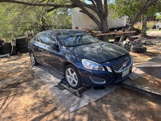 Volvo s60 t5 full part out