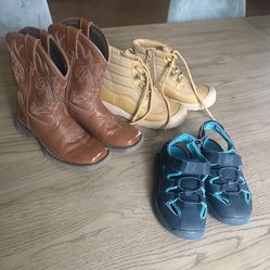 Kids Shoes Size 12