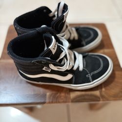 🖤 Vans Sk8-Hi Black/White – Size 4Y – $20
