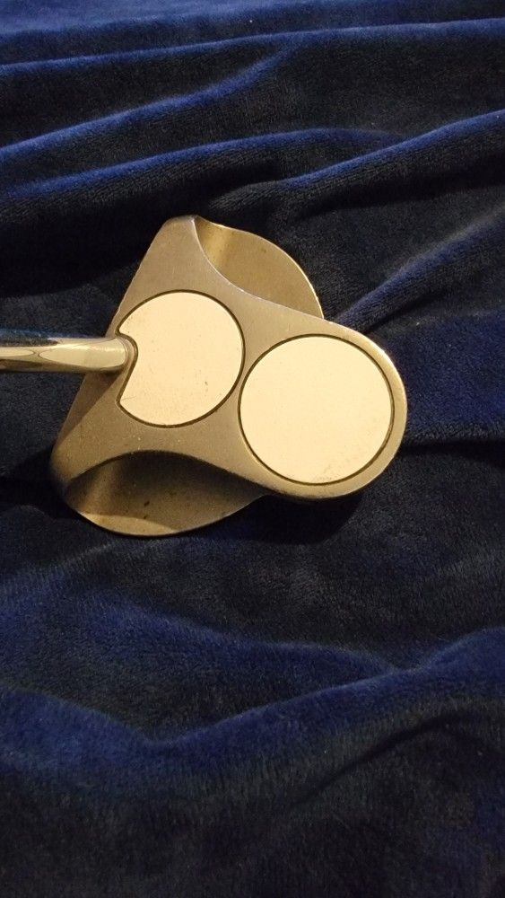 Odyssey 2 Ball Center Shafted Putter