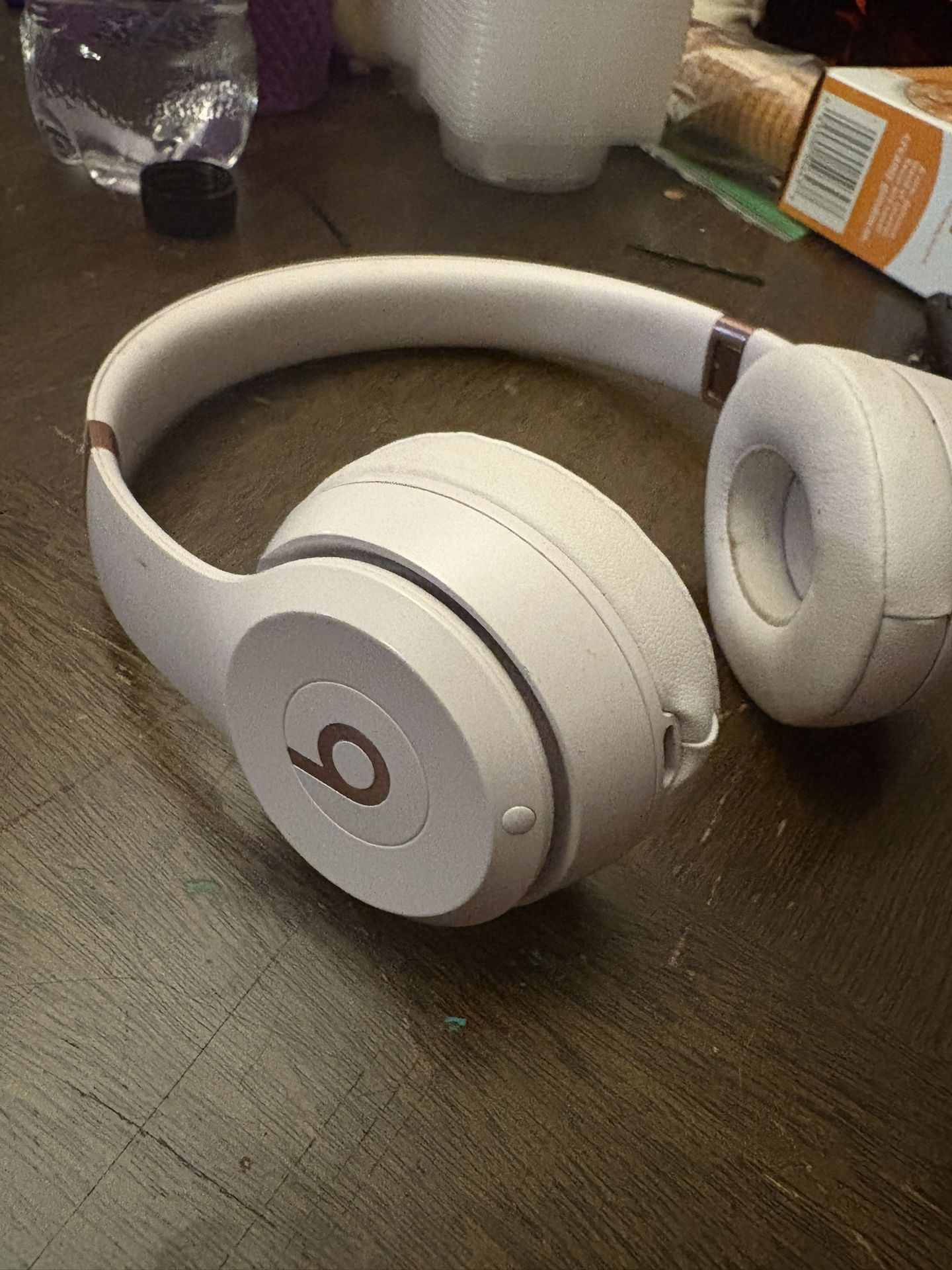 Beats Solo 4