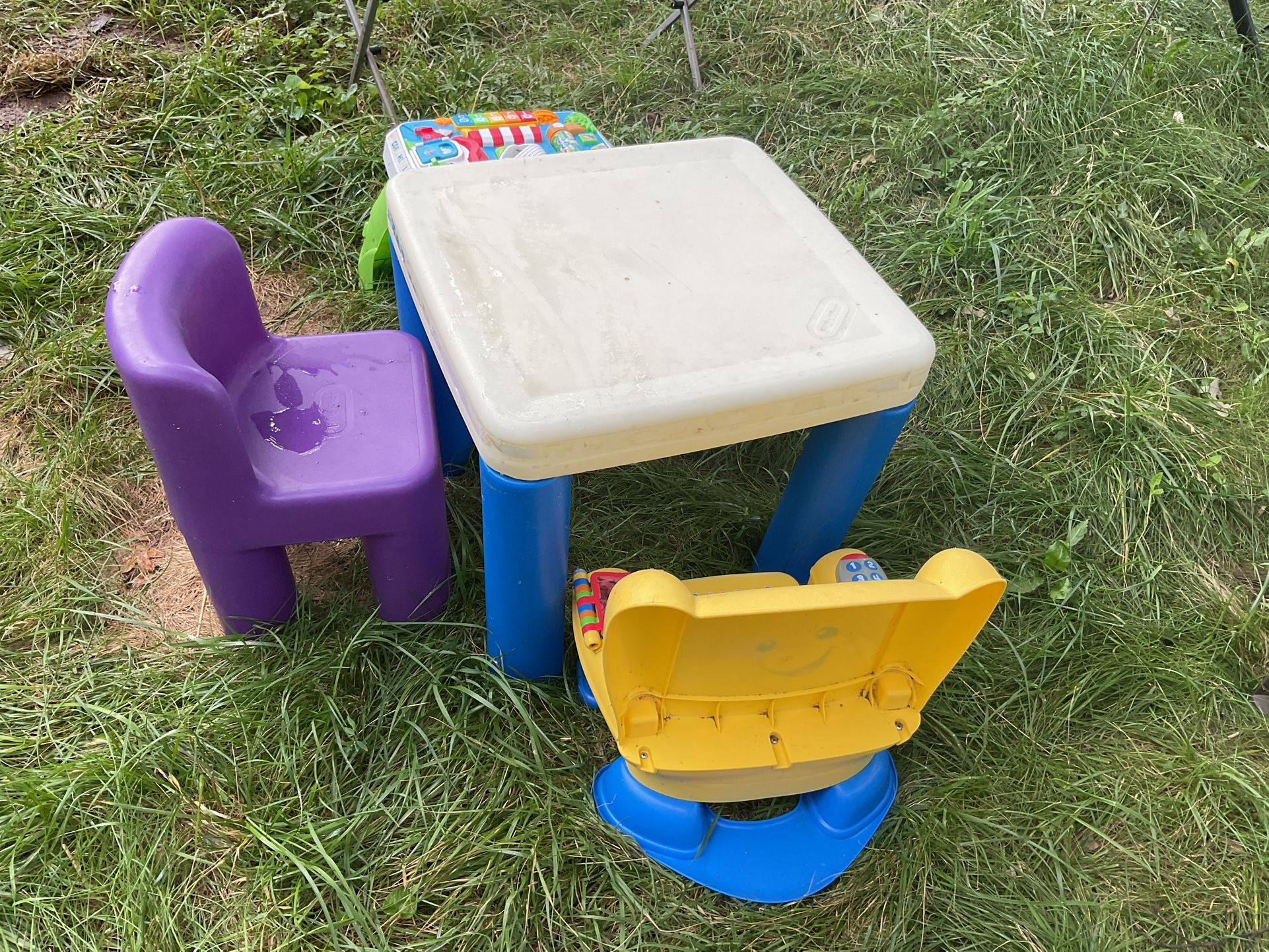 An Outside Set For Children To Play, The Table Is Very Strong, All For $15 (NO SHIPPING)