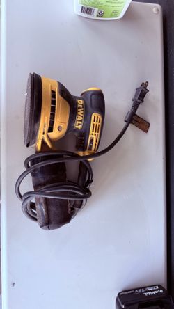 FREE DeWalt corded hand  sander la Crescenta