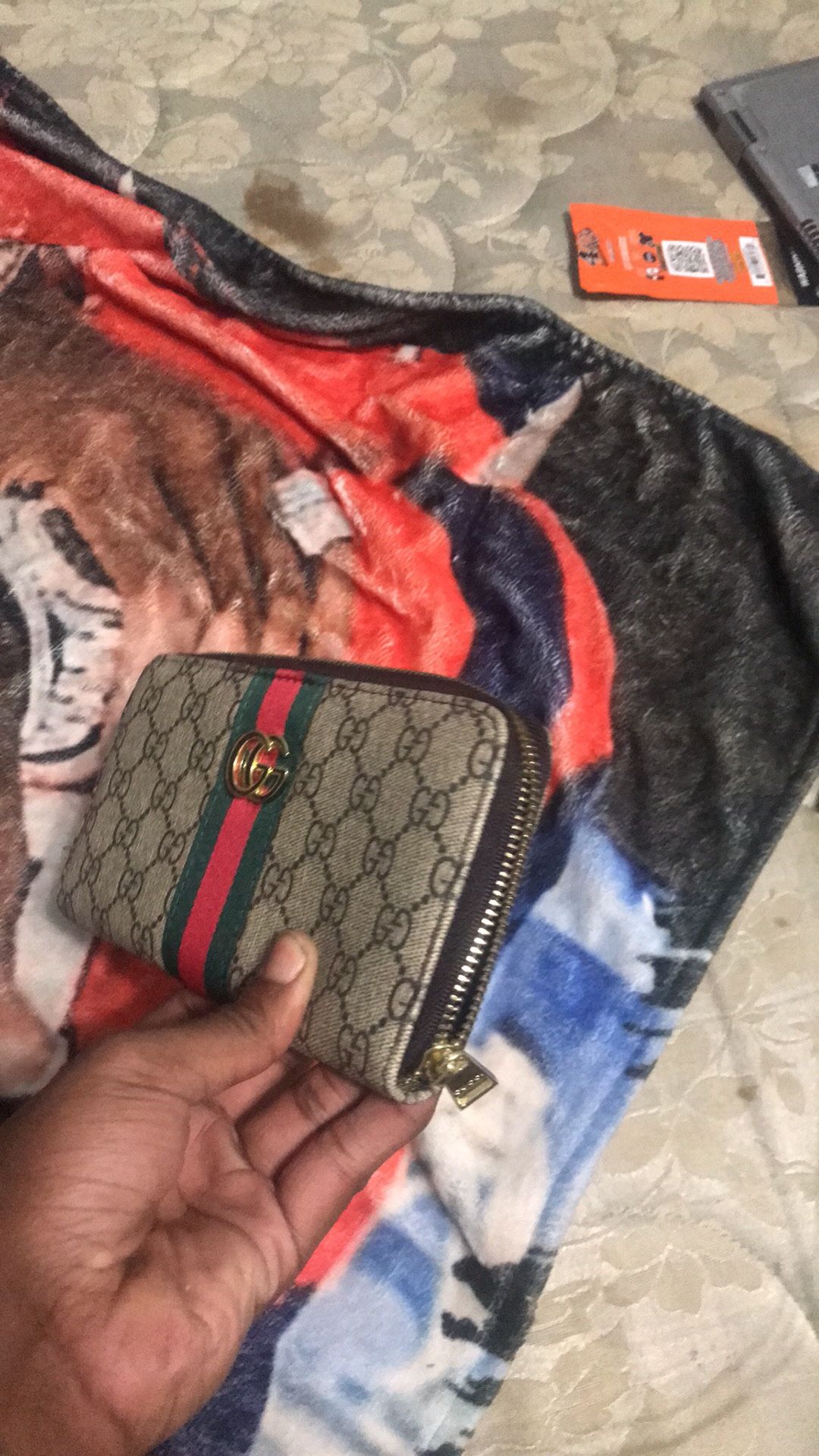 Gucci Zip Around Wallet