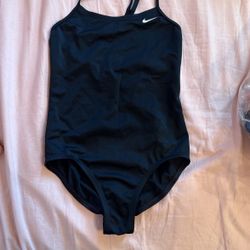 Girls Small Nike Bathing Suit 7-10 Years Old 