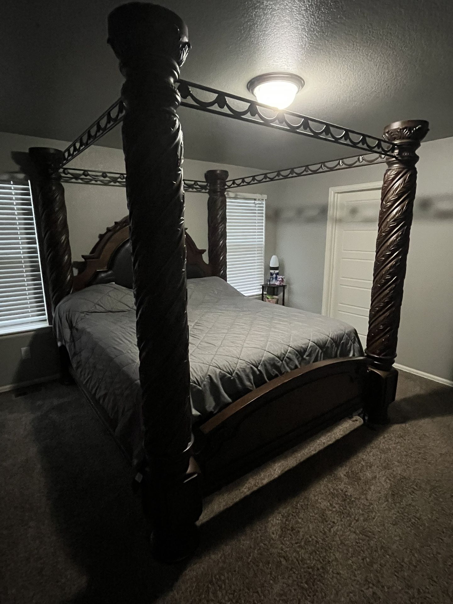 AFW-King Size Canopy Bed Frame