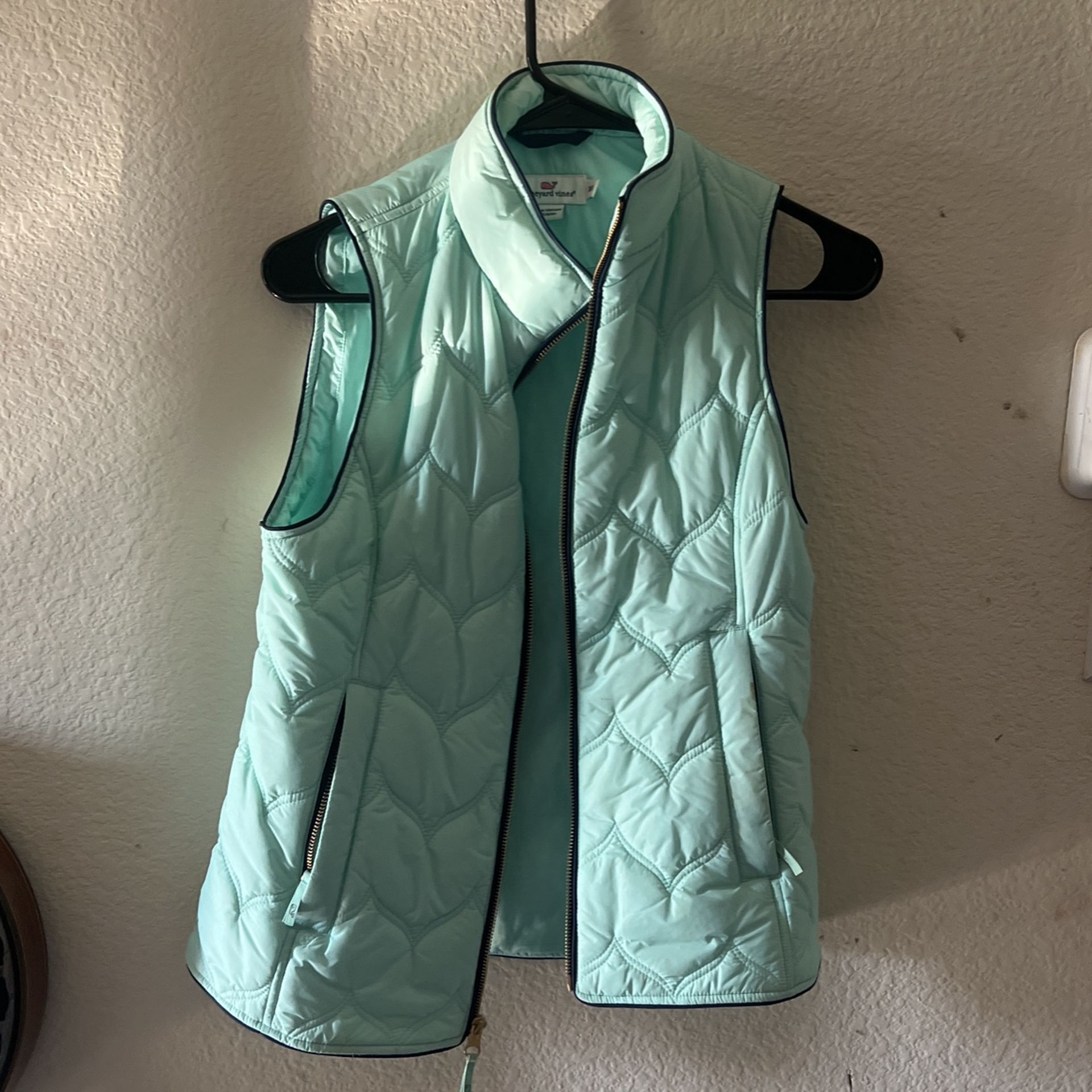 Vineyard Vines, Puffy Vest