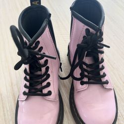 Youth 12 Dr Martens