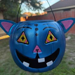 DERPY THE TIGER HALLOWEEN BUCKET