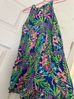 Lilly Pulitzer girls romper,navy romper if it’s posted it’s available.Msg4pickup