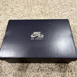Black Cat Jordan 4
