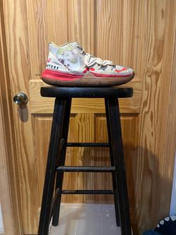 Nike Kyrie 5 bandulu size 11.5