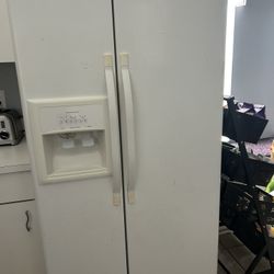 Kenmore Fridge Side To Side Everything Works With Water And Ice Makes - Just Stop Cooling 