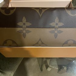 Louis Vuitton Purse Bag