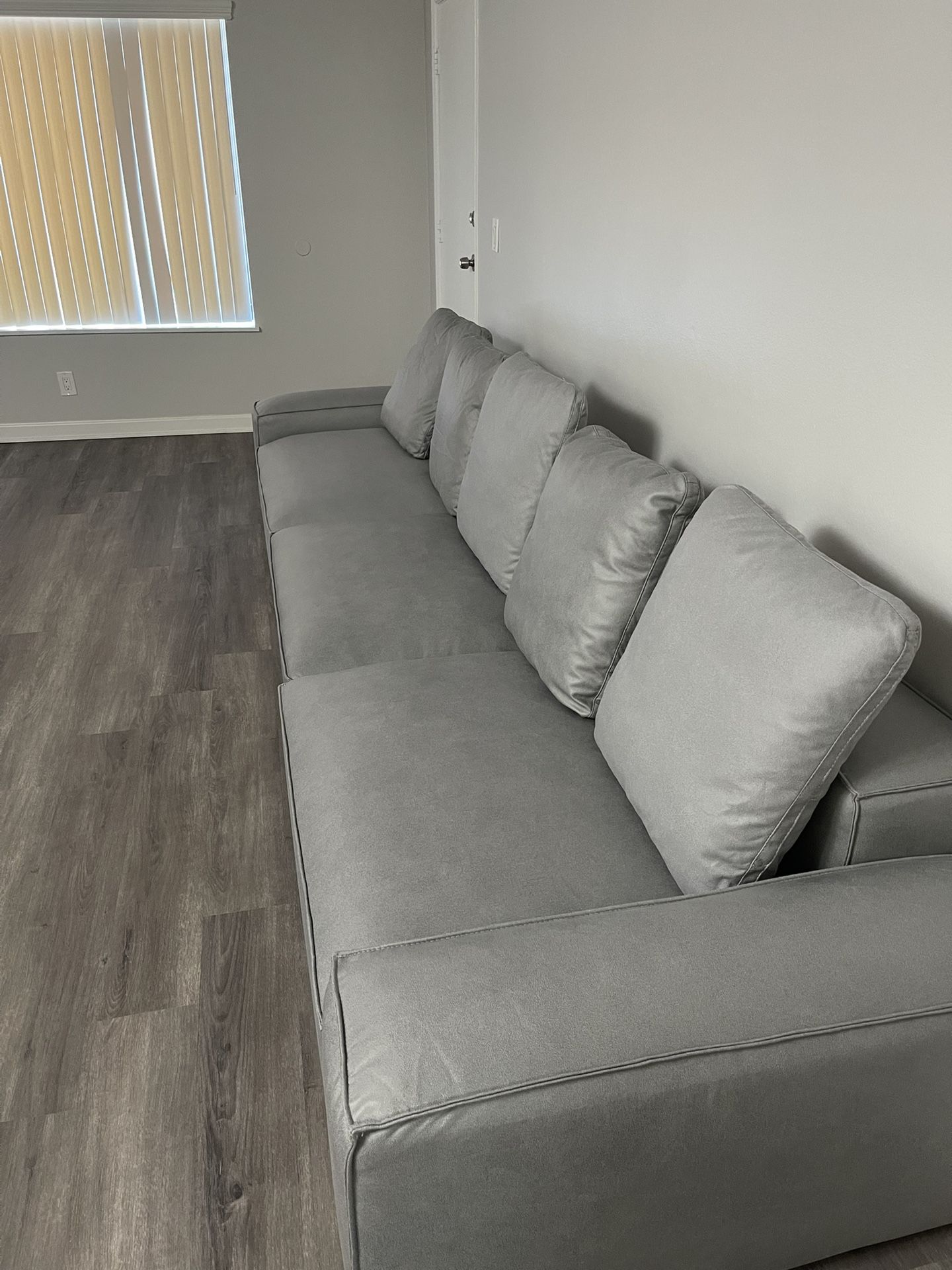 142” Loft Sofa – Light Grey (Great Condition)