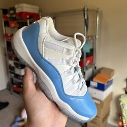Jordan 11 Low University Blue Size 5.5y/7W