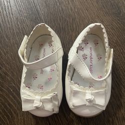 Girls White Dress Shoes Size 2 Infant By Wonderkids 