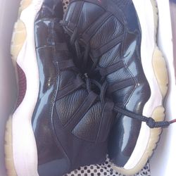 Jordan 11s 7210