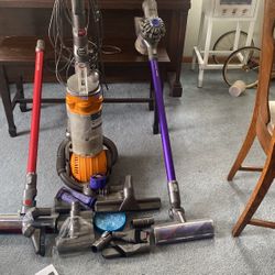 Dyson Vacuum 