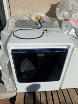 Washer and gas dryer