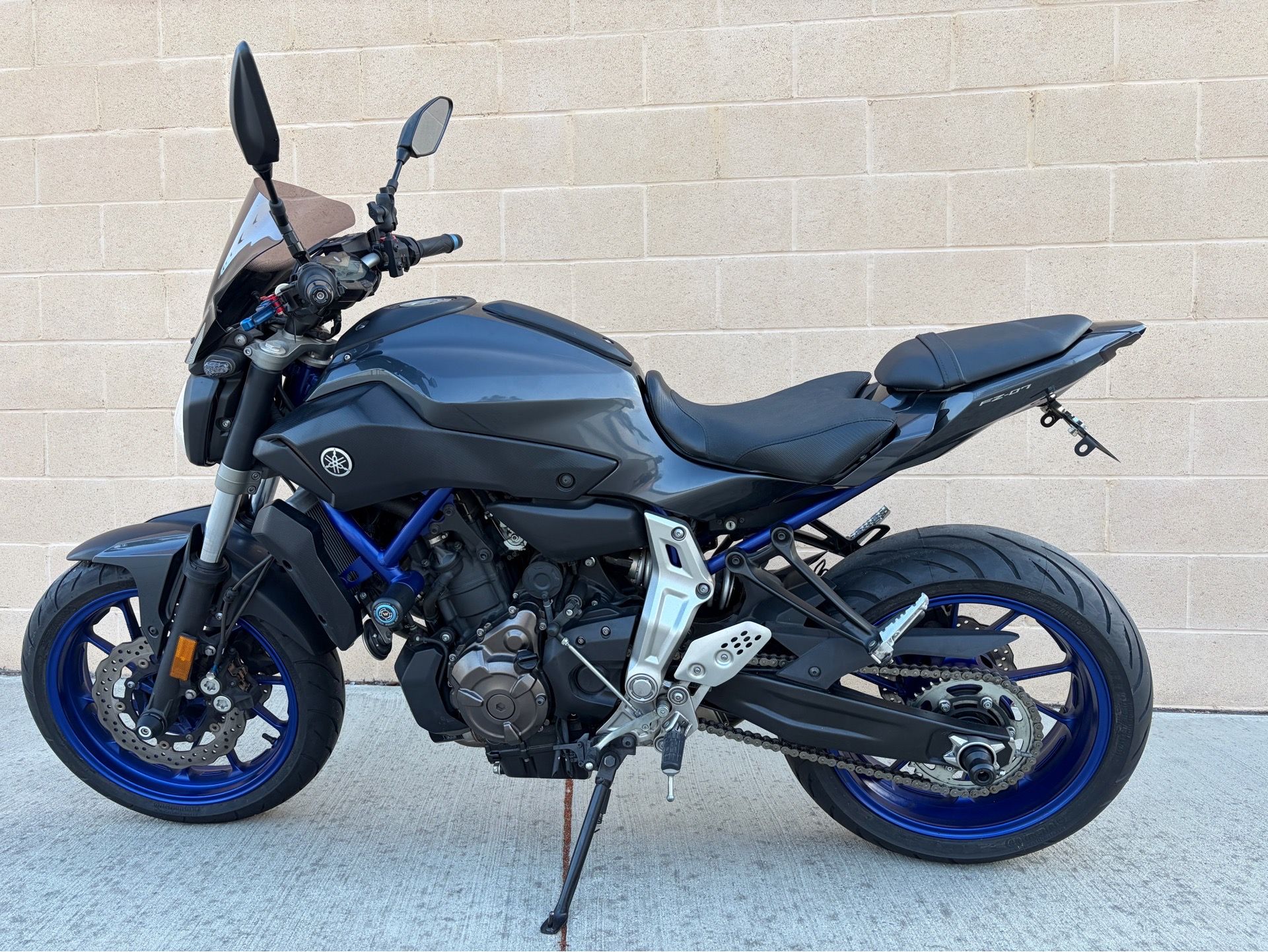 2015 Yamaha FZ07 (Newly Serviced)