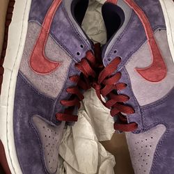 Air Nikes size 8