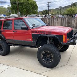 2000 Jeep Cherokee