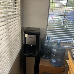 Hamilton Beach Hot And Cold Water Cooler Works Excellent!