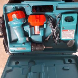 Makita Battery Operated Drill With Case