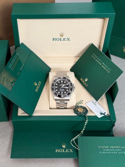Brand New/ Unworn Rolex Submariner date- Full Set