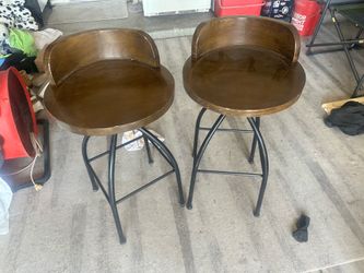 Tall barstools