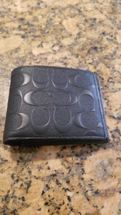Coach men wallet authentic