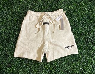 Essentials Shorts