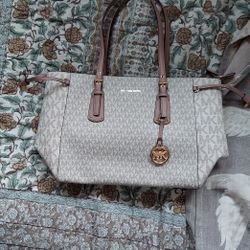 Michael Kors Mauve Purse