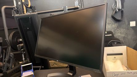 32” LG 4k UHD LED Gaming monitor, 32UD59-B